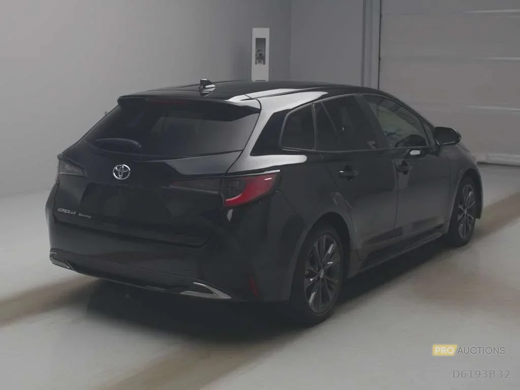 Toyota Corolla Touring MZEA17W 2023